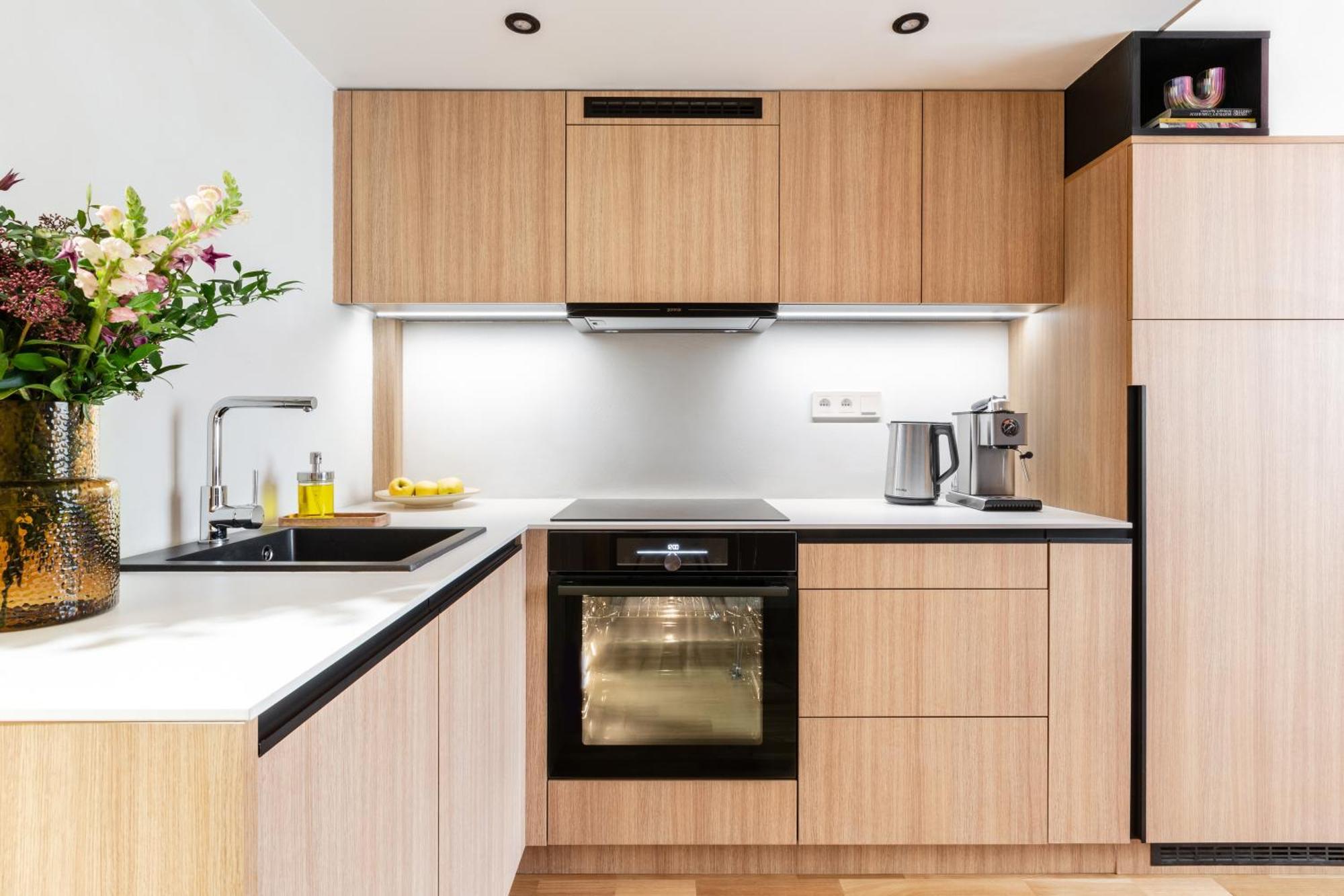 Turnkey I Charles Square Apartments Прага Экстерьер фото